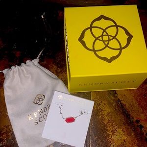 Kendra Scott Necklace